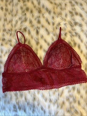 VS Red Lace Bralette